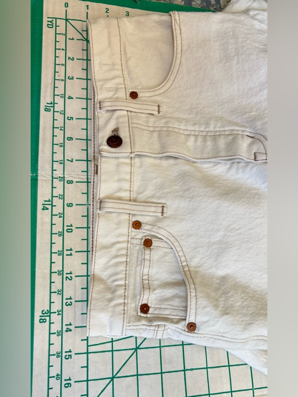 Madewell Cream Denim Jeans - Picture 6 of 12